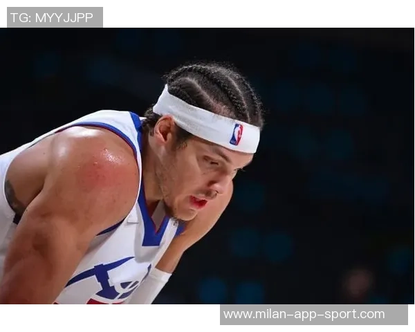 费尔斯首节表现惊艳五投四中三分球全中助队领先