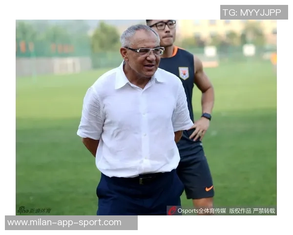 阿根廷足协发布备战安哥拉训练动态利马伤愈重返球队